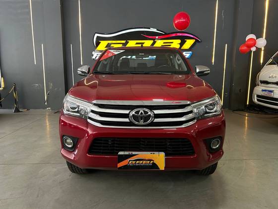 TOYOTA HILUX 2.8 SRX 4X4 CD 16V DIESEL 4P AUTOMÁTICO TOYOTA HILUX 2.8 SRX 4X4 CD 16V DIESEL 4P AUTOMÁTICO
